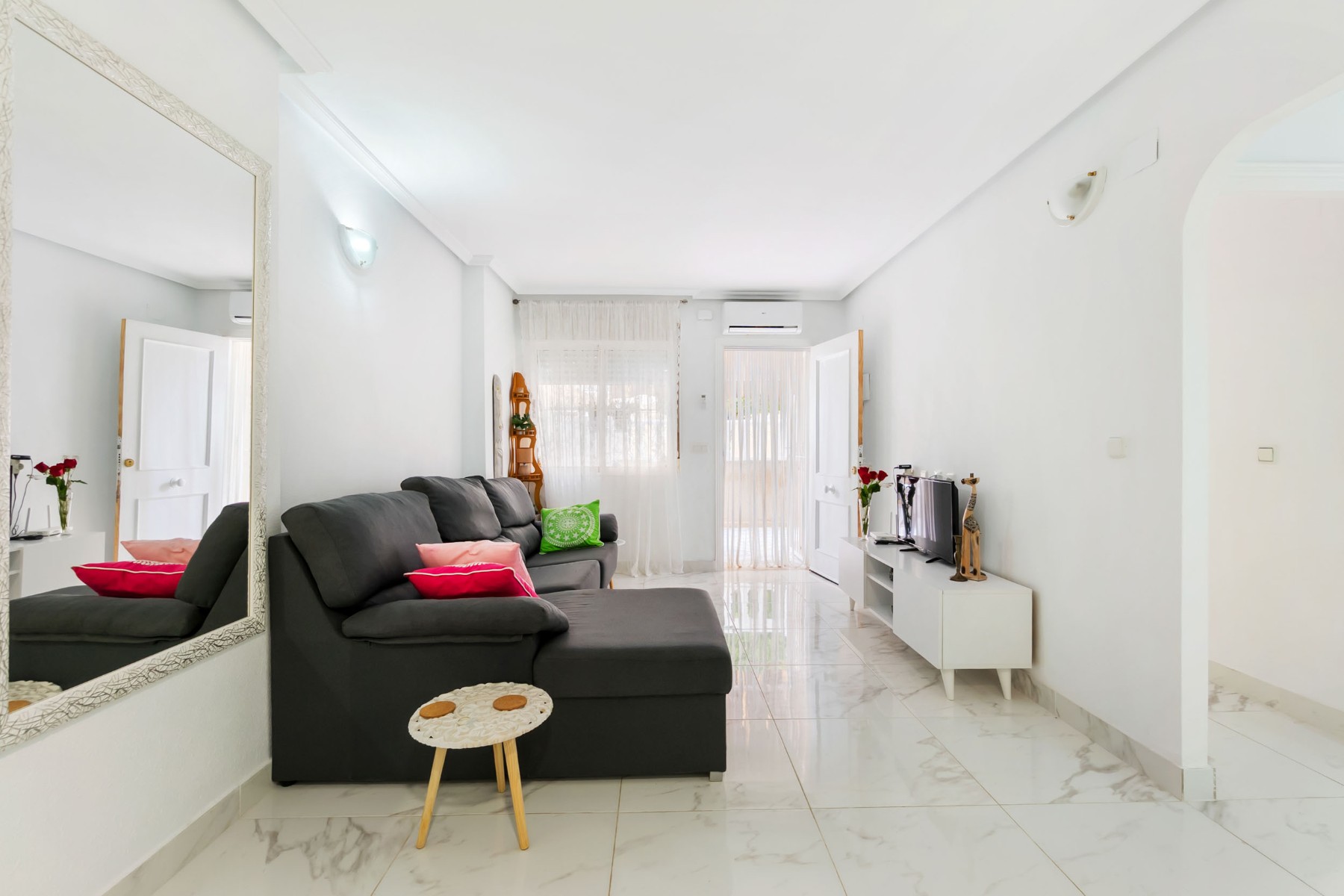 2 Bed, 1 Bath, ApartmentFor Sale, Torrevieja, Alicante