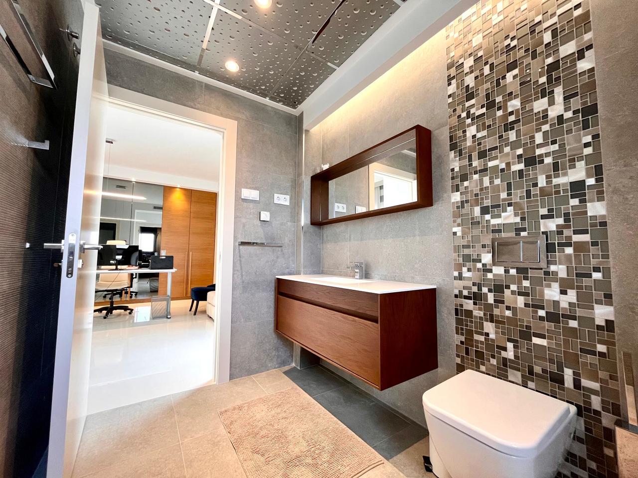 4 Bed, 3 Bath, HouseFor Sale, Dehesa de Campoamor, Alicante