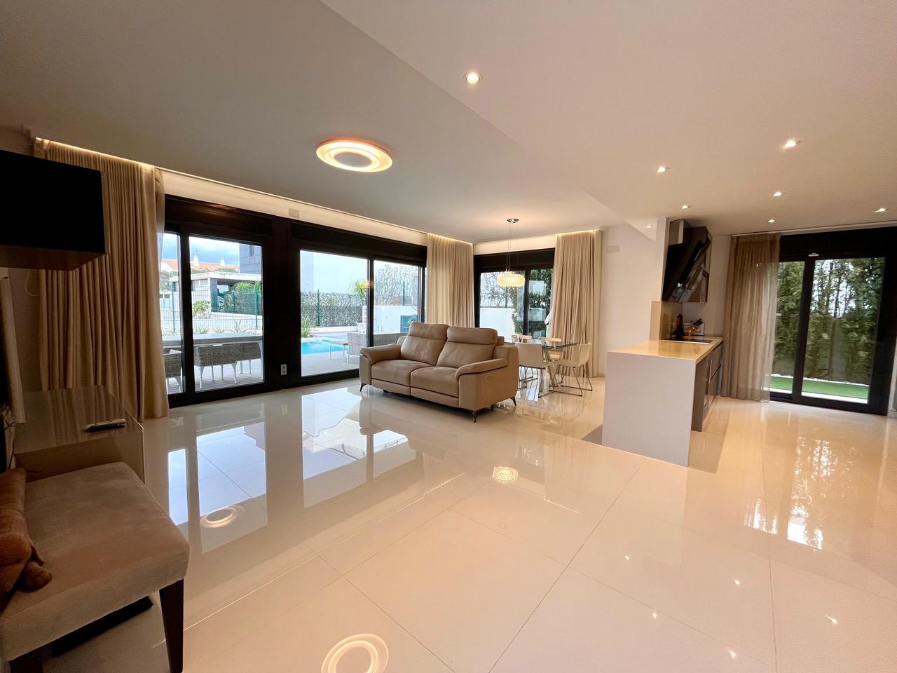 4 Bed, 3 Bath, HouseFor Sale, Dehesa de Campoamor, Alicante