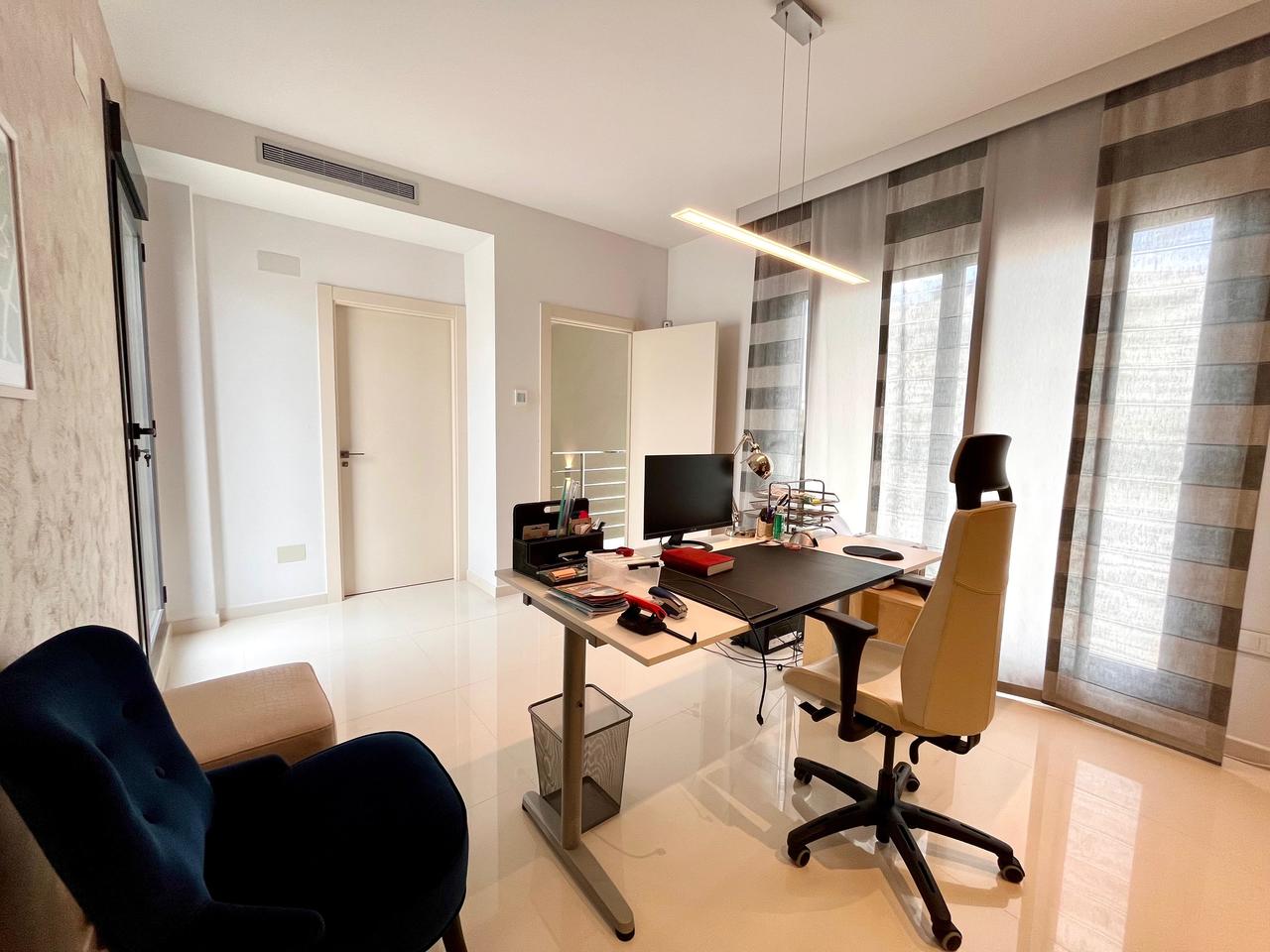 4 Bed, 3 Bath, HouseFor Sale, Dehesa de Campoamor, Alicante