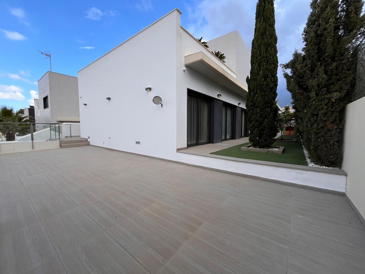 4 Bed, 3 Bath, HouseFor Sale, Dehesa de Campoamor, Alicante