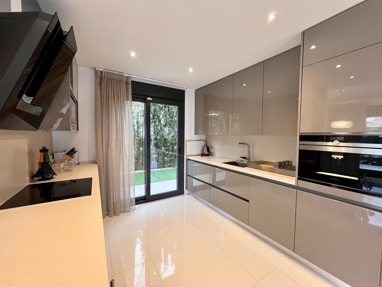 4 Bed, 3 Bath, HouseFor Sale, Dehesa de Campoamor, Alicante