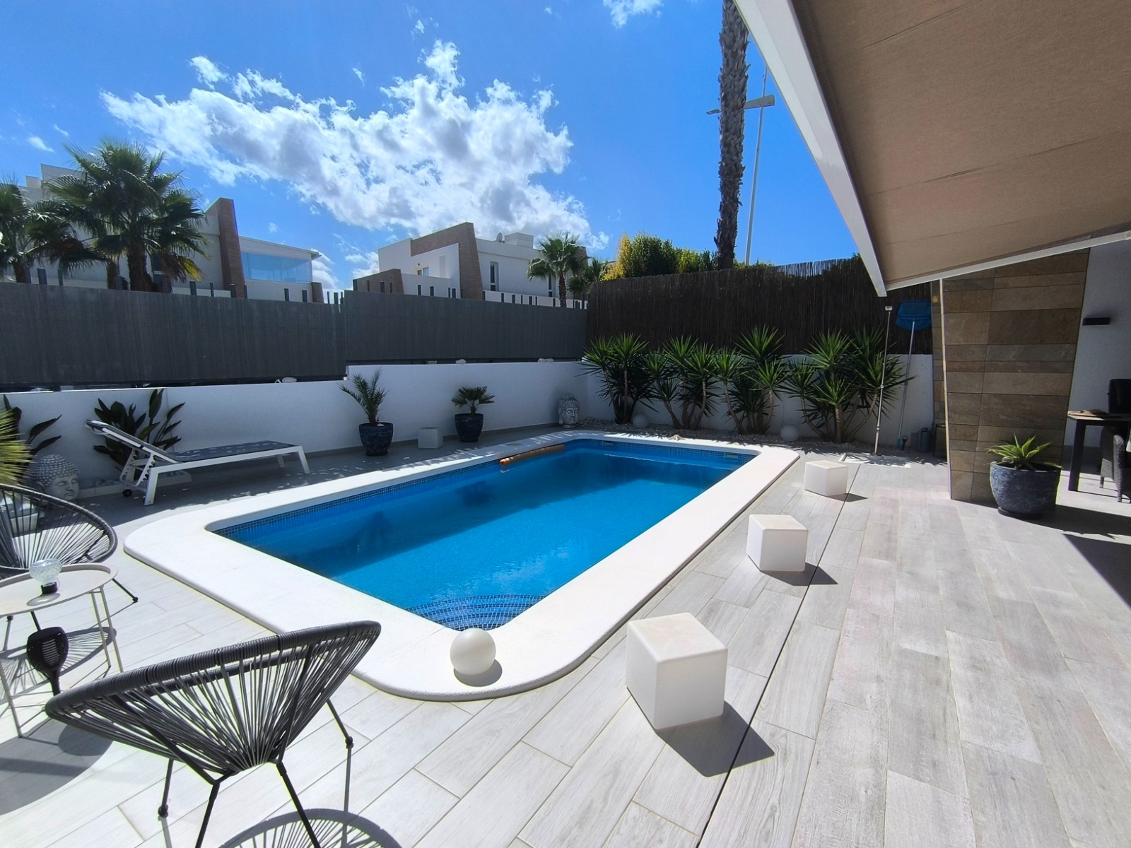 3 Bed, 2 Bath, HouseFor Sale, Algorfa, Alicante