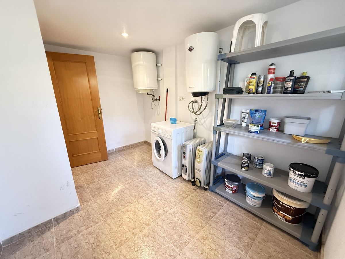 3 Bed, 2 Bath, HouseFor Sale, Benimar, Alicante