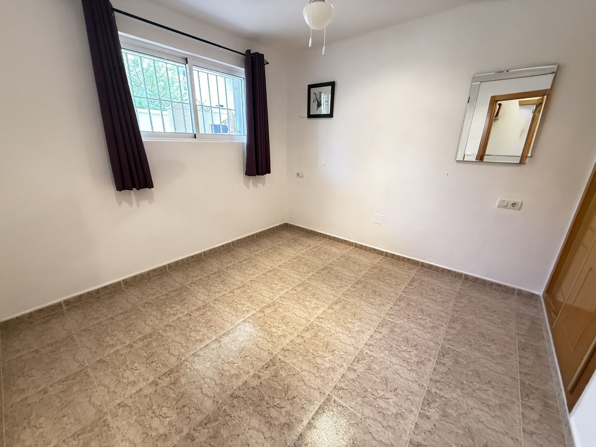 3 Bed, 2 Bath, HouseFor Sale, Benimar, Alicante