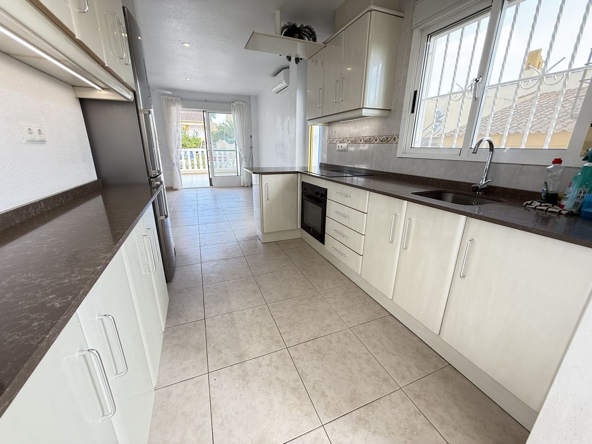 3 Bed, 2 Bath, HouseFor Sale, Benimar, Alicante