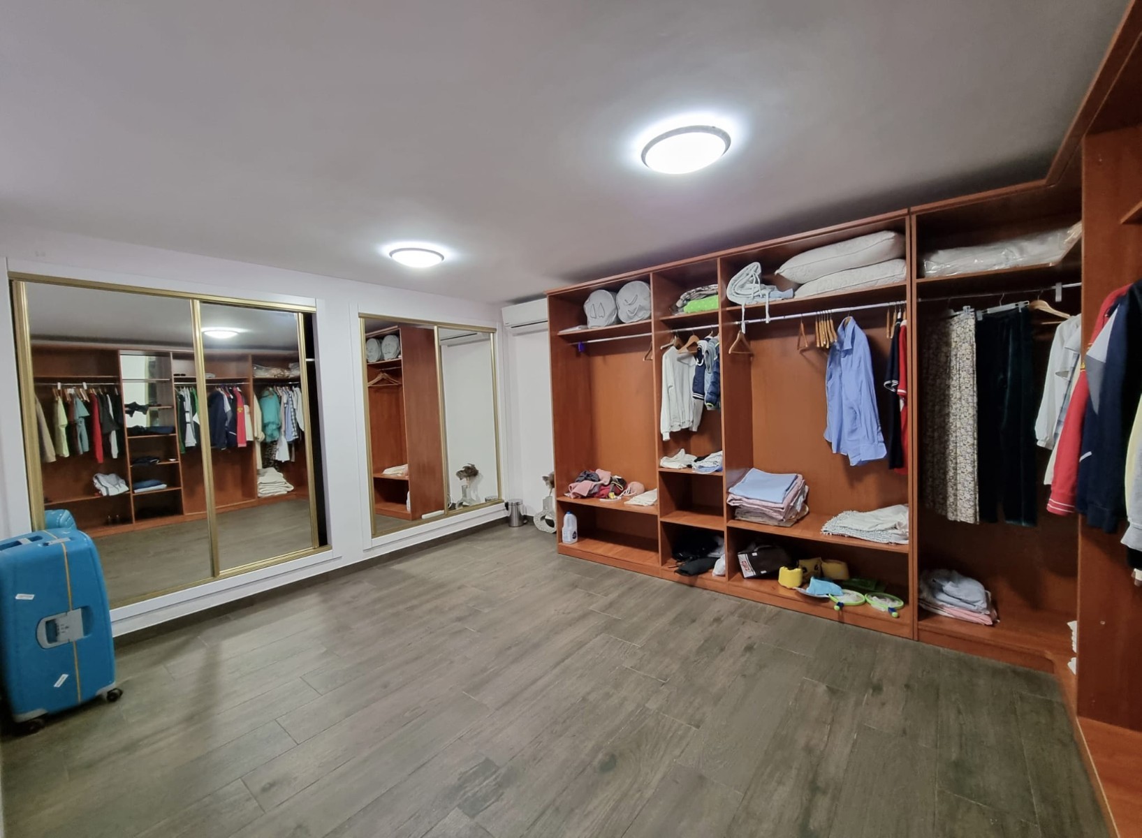 5 Bed, 5 Bath, HouseFor Sale, Torrevieja, Alicante