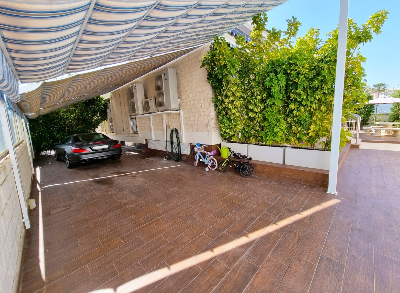 5 Bed, 5 Bath, HouseFor Sale, Torrevieja, Alicante