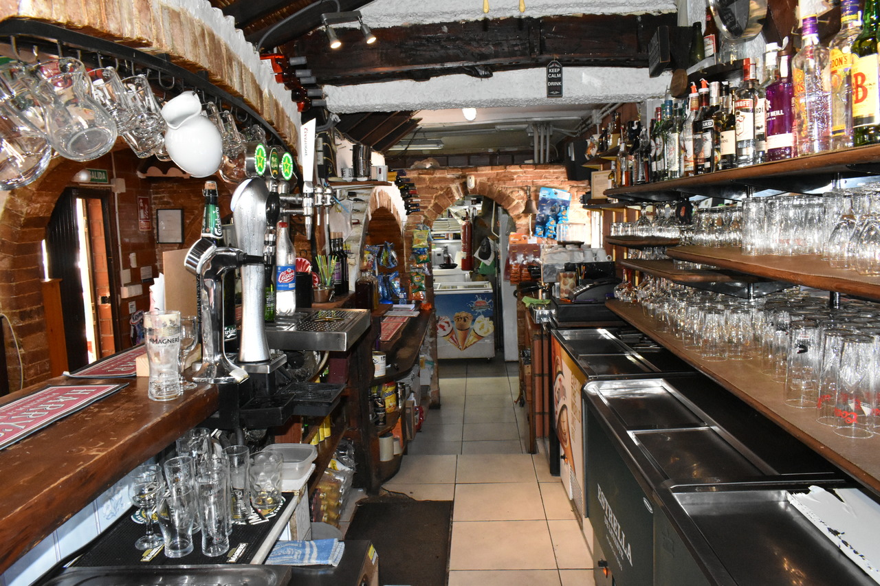 Commercial Property, For Sale