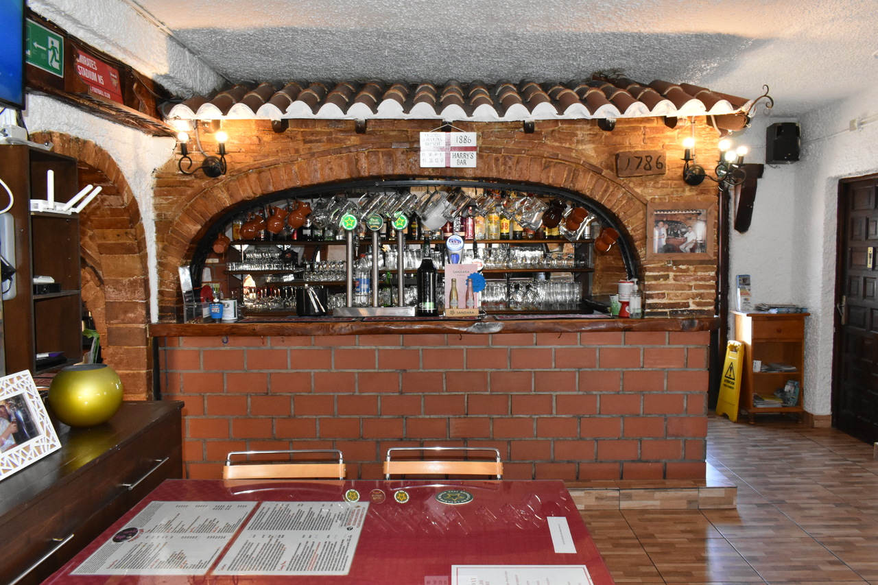 Commercial Property, For Sale