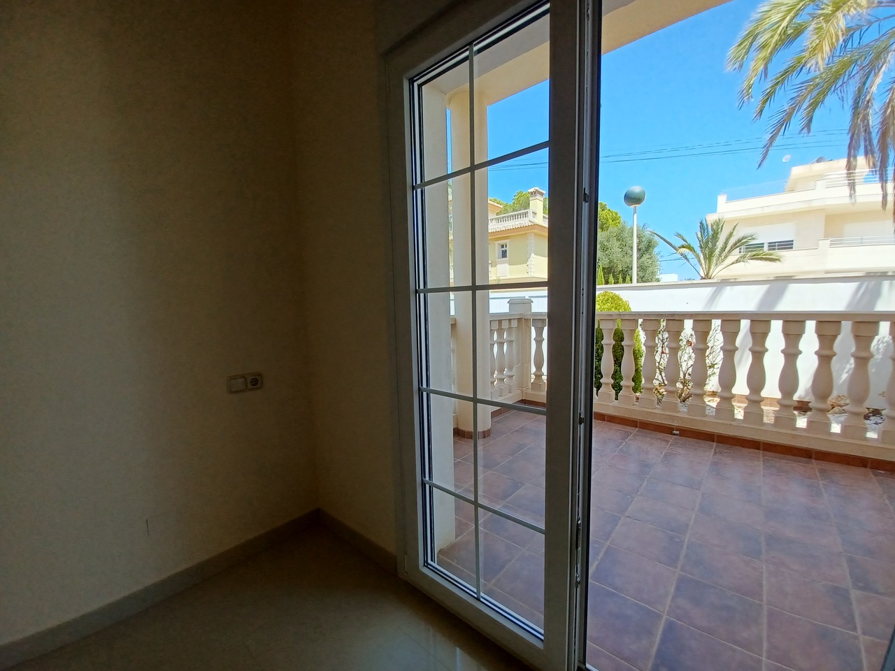 5 Bed, 4 Bath, HouseFor Sale, Cabo Roig, Alicante