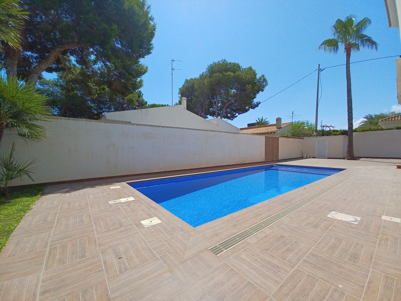 5 Bed, 4 Bath, HouseFor Sale, Cabo Roig, Alicante