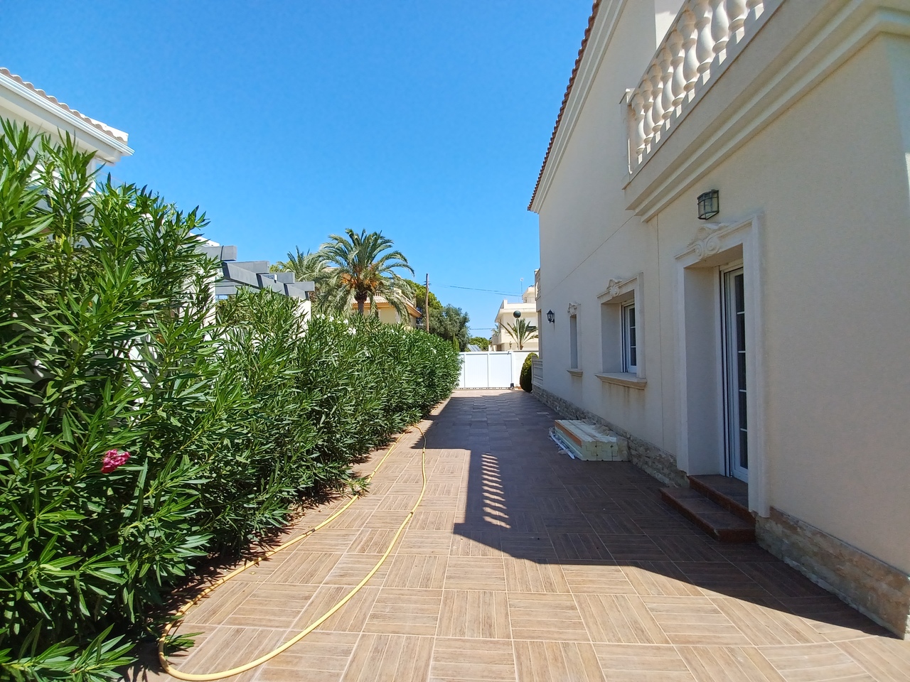 5 Bed, 4 Bath, HouseFor Sale, Cabo Roig, Alicante