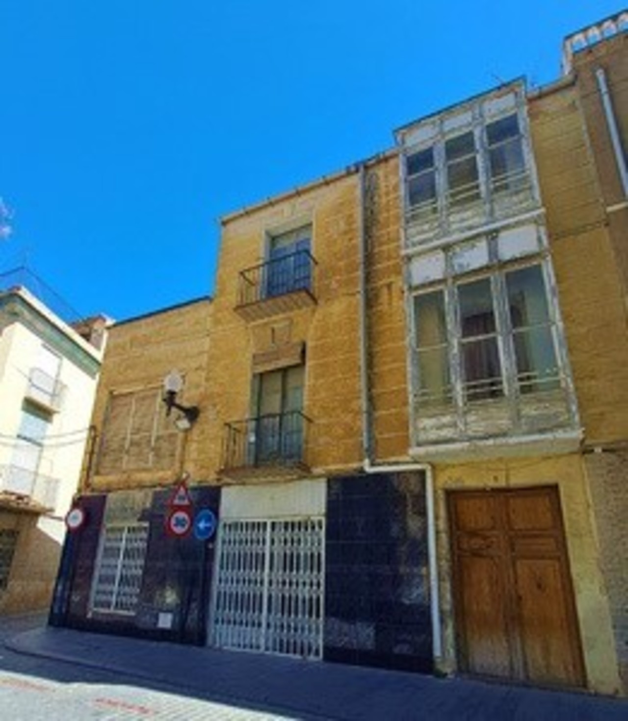 10 Bed, 2 Bath, ApartmentFor Sale, Orihuela, Alicante