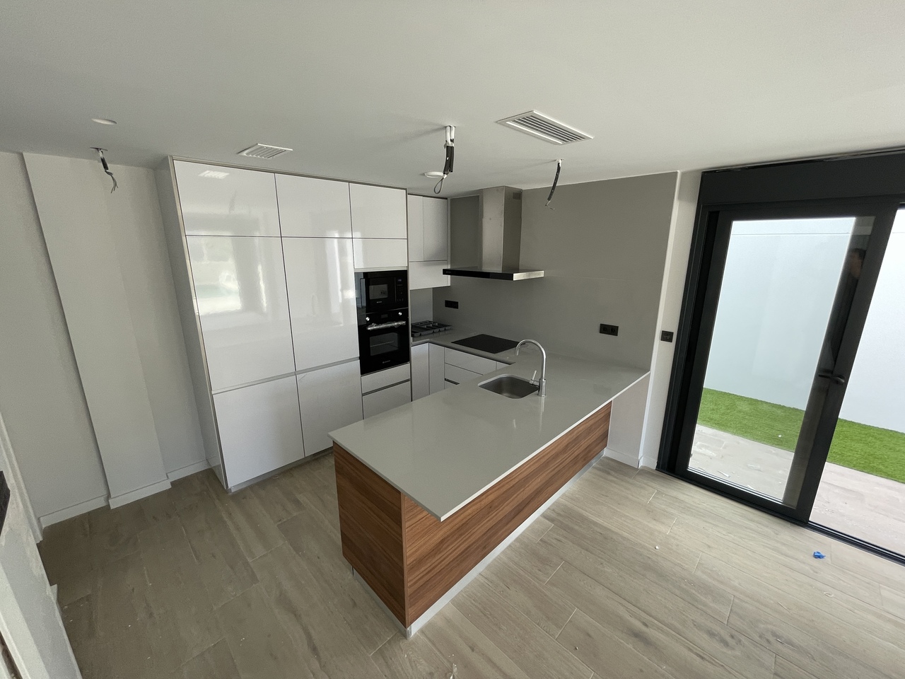 4 Bed, 3 Bath, ApartmentFor Sale, Pilar De La Horadada, Alicante