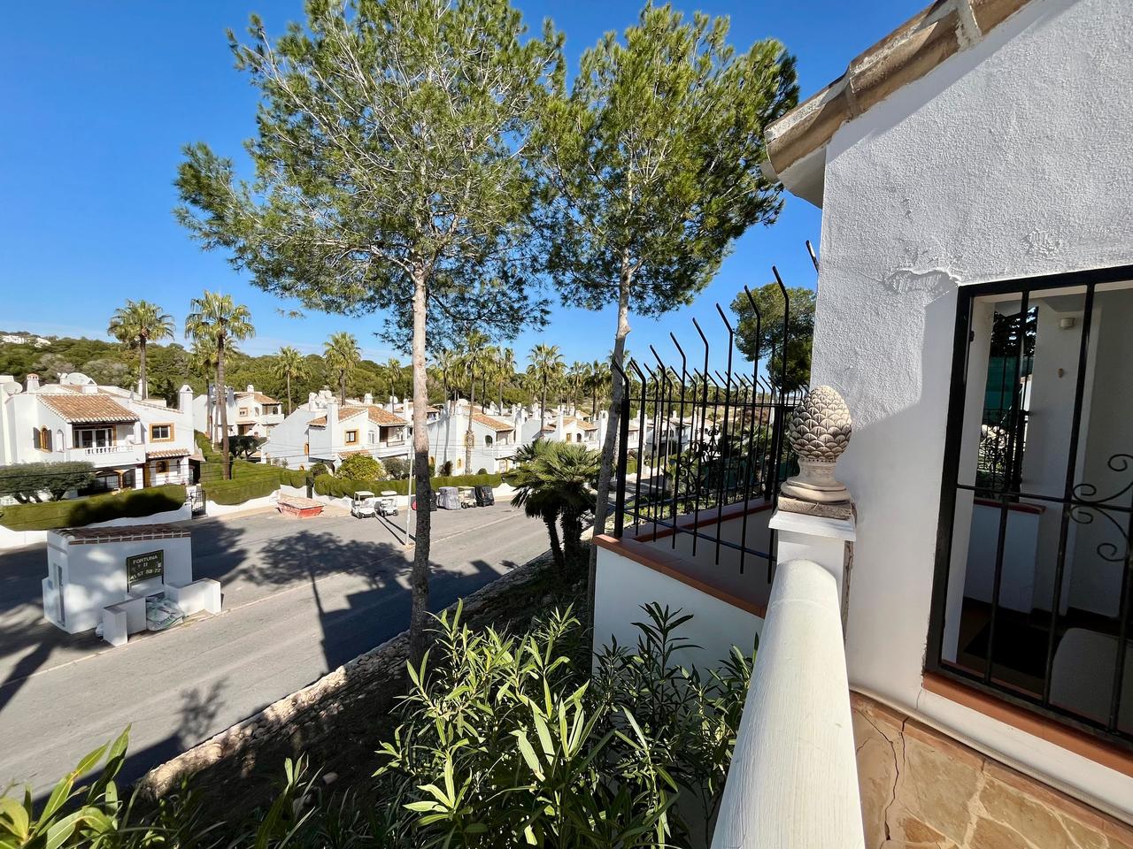 4 Bed, 2 Bath, HouseFor Sale, Villamartin, Alicante