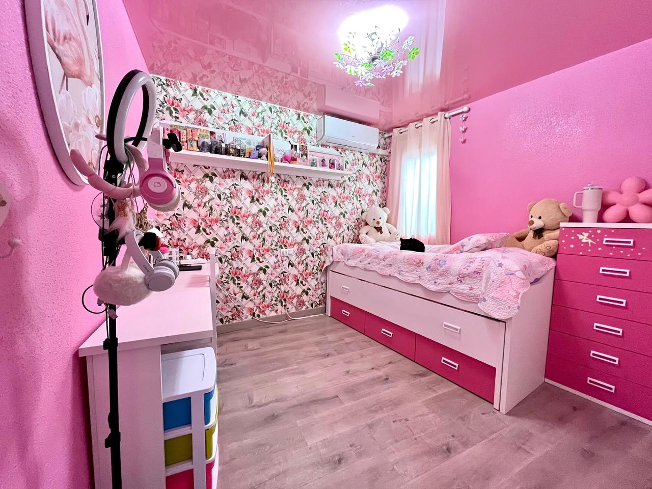 4 Bed, 3 Bath, ApartmentFor Sale, Torrevieja, Alicante