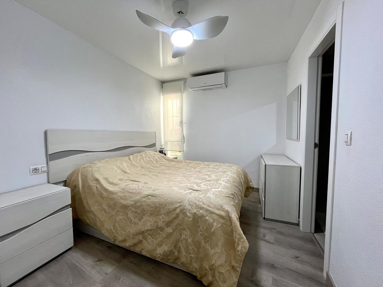 4 Bed, 3 Bath, ApartmentFor Sale, Torrevieja, Alicante