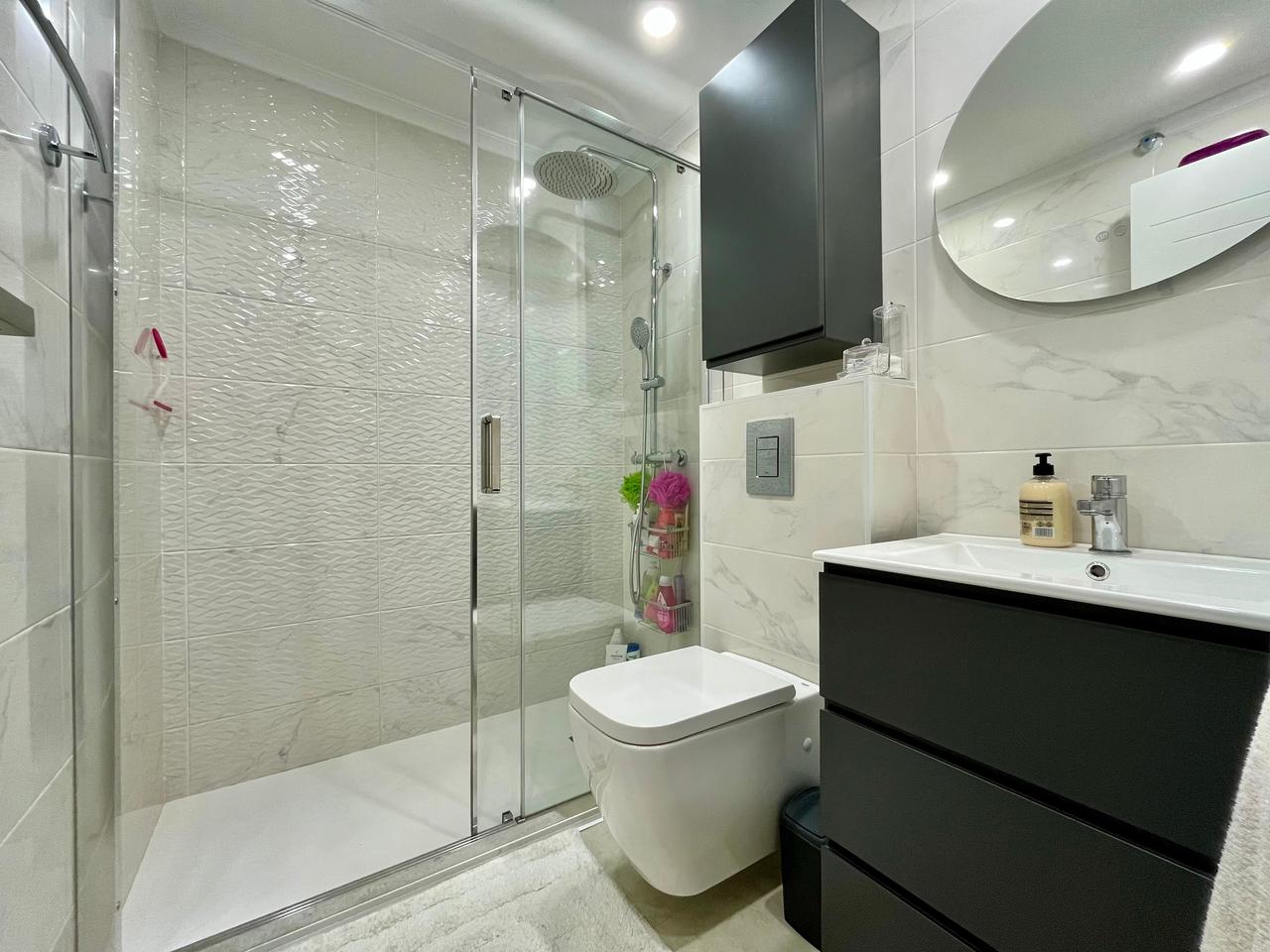 4 Bed, 3 Bath, ApartmentFor Sale, Torrevieja, Alicante