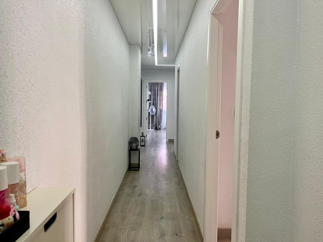 4 Bed, 3 Bath, ApartmentFor Sale, Torrevieja, Alicante