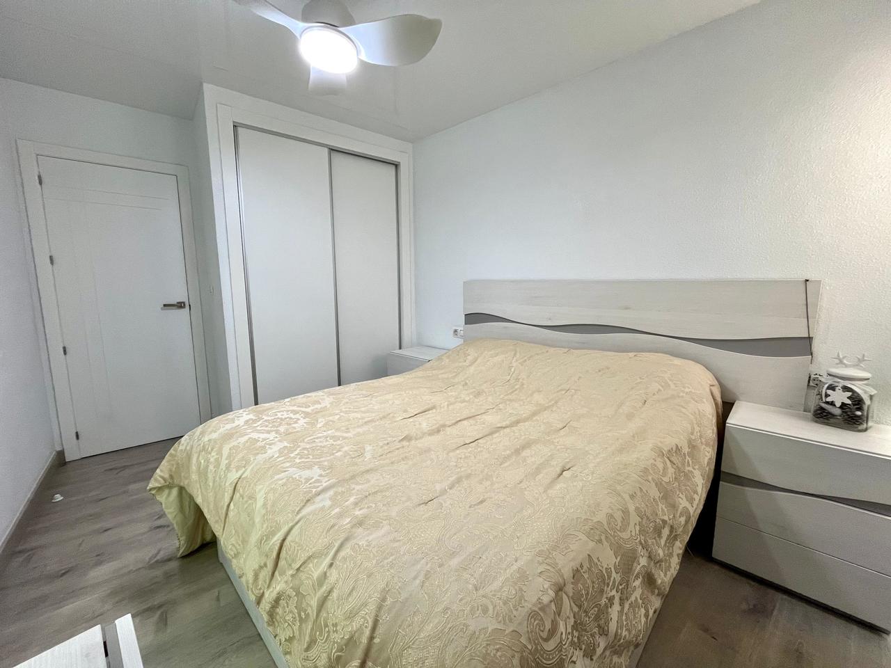 4 Bed, 3 Bath, ApartmentFor Sale, Torrevieja, Alicante