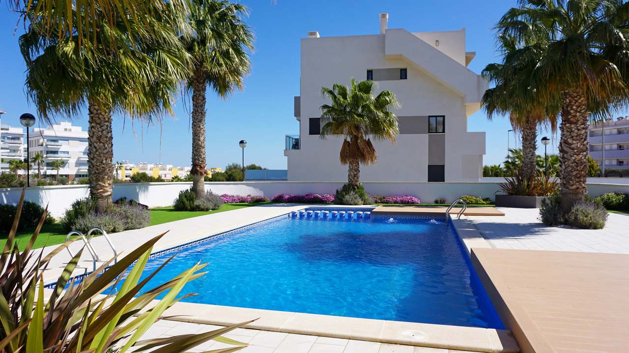 3 Bed, 2 Bath, ApartmentFor Sale, Los Dolses, Alicante