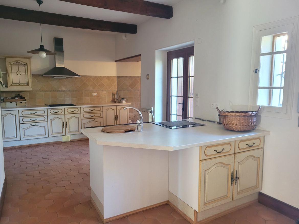 6 Bed, 4 Bath, HouseFor Sale, Roujan, Herault, Languedoc-Roussillon, 34320