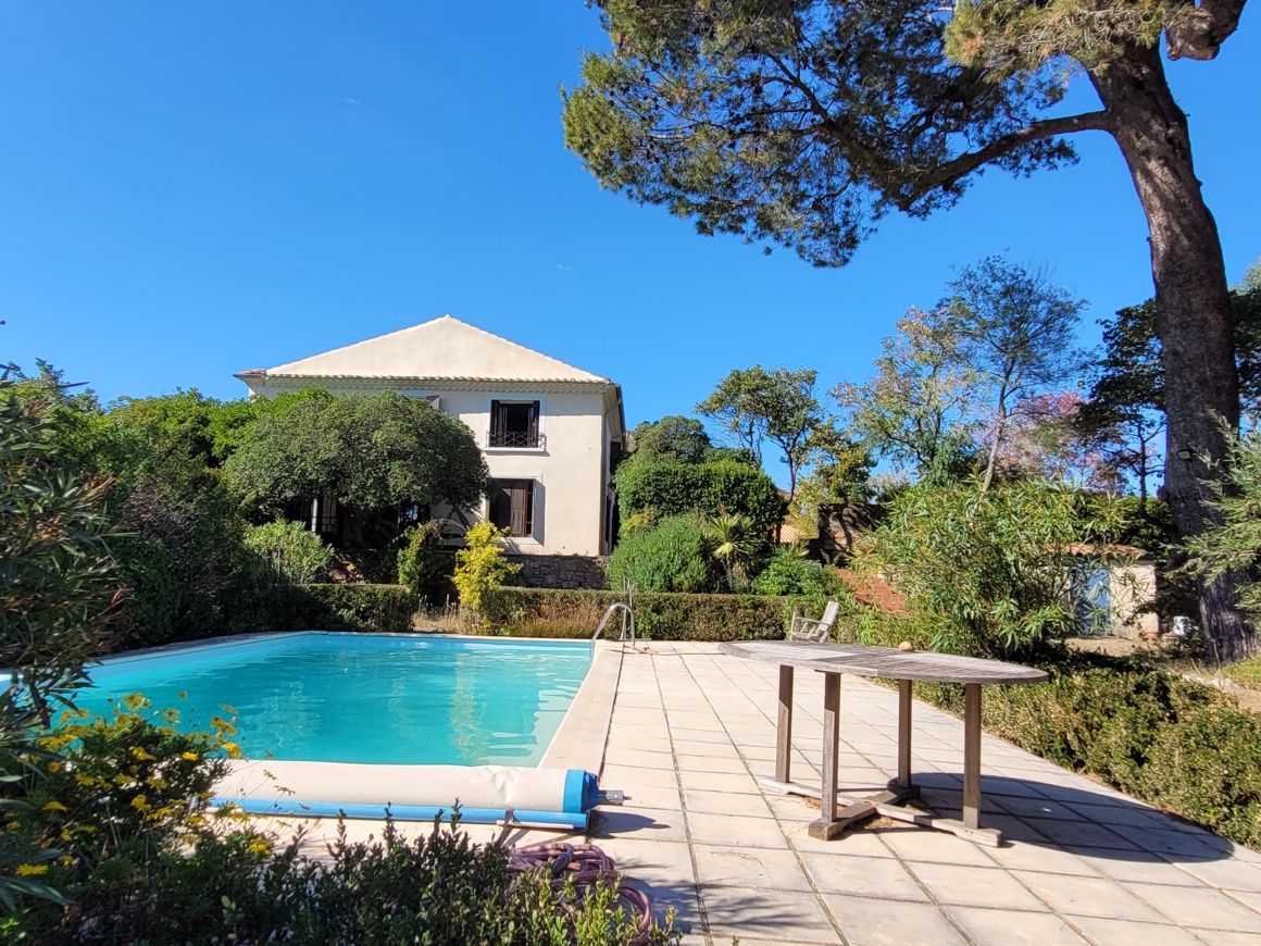 6 Bed, 4 Bath, HouseFor Sale, Roujan, Herault, Languedoc-Roussillon, 34320