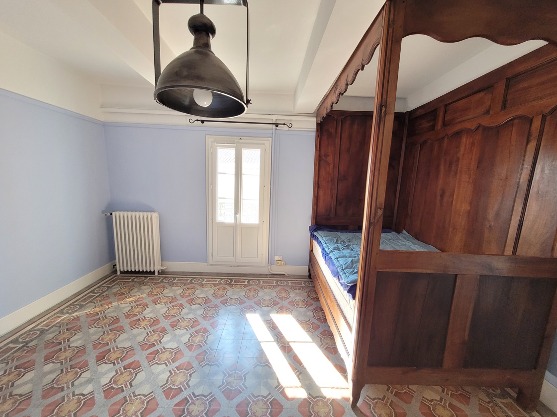 6 Bed, 4 Bath, HouseFor Sale, Roujan, Herault, Languedoc-Roussillon, 34320