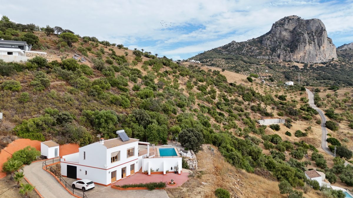 4 Bed, 2 Bath, HouseFor Sale, El Gastor, Andalucia