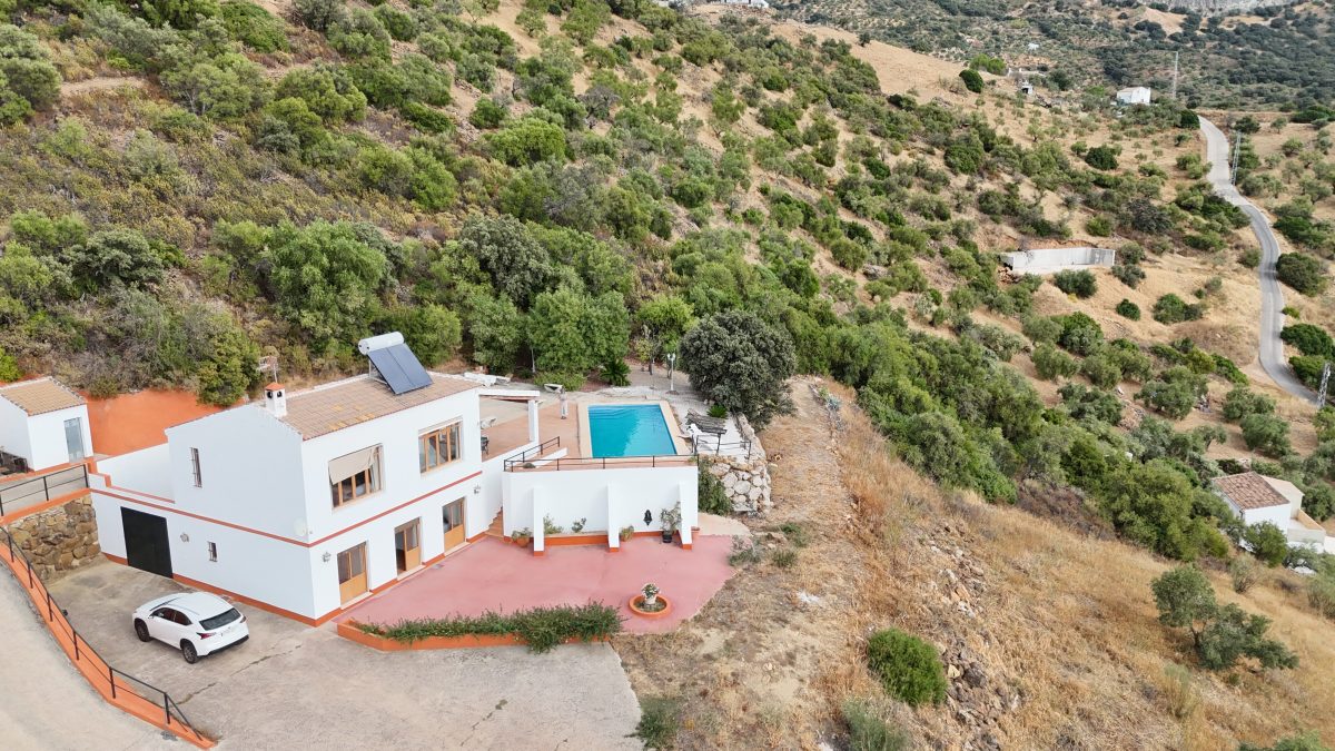 4 Bed, 2 Bath, HouseFor Sale, El Gastor, Andalucia