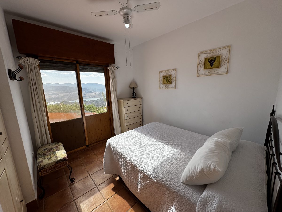 4 Bed, 2 Bath, HouseFor Sale, El Gastor, Andalucia