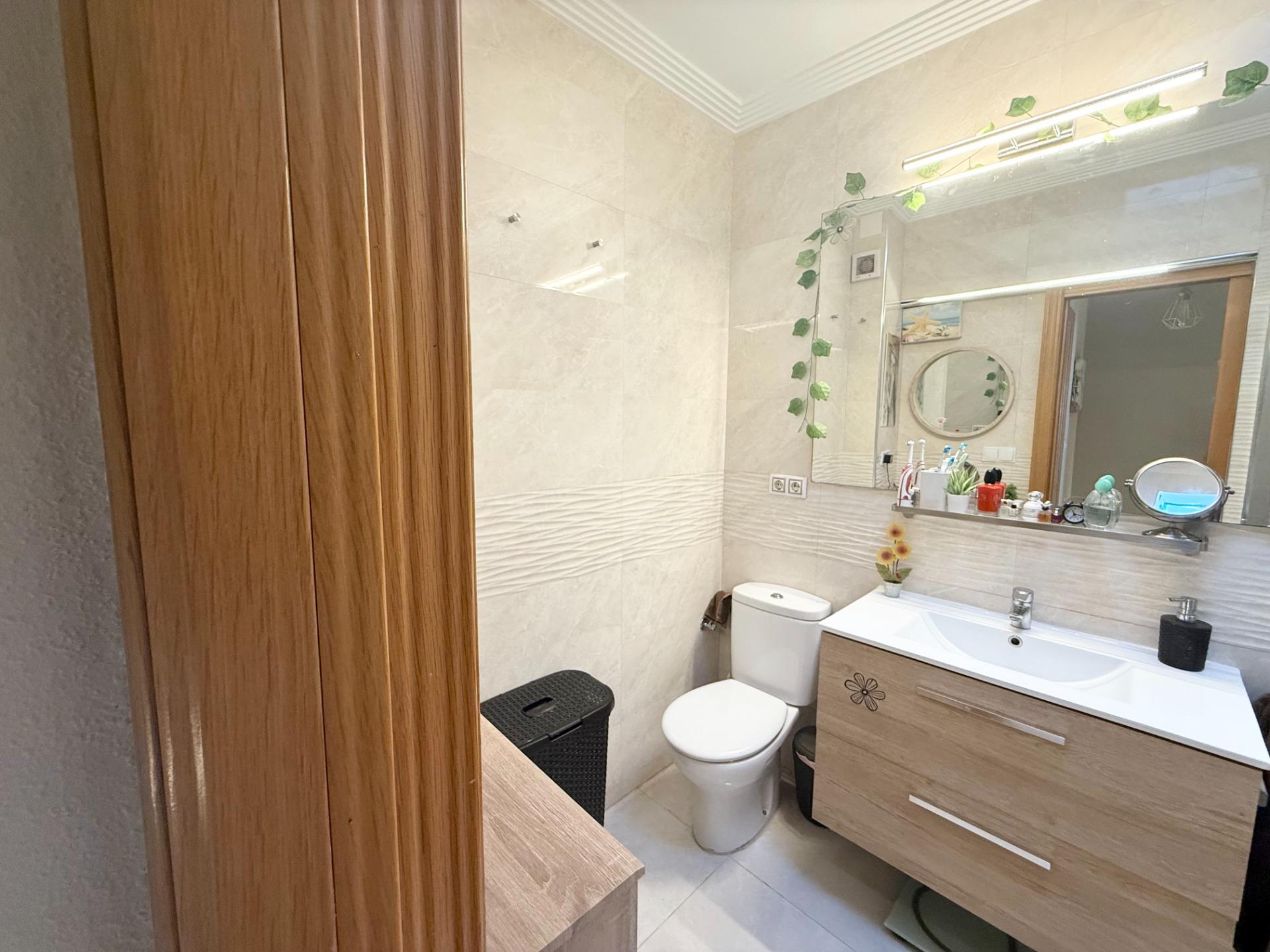 3 Bed, 2 Bath, HouseFor Sale, Torrevieja, Alicante