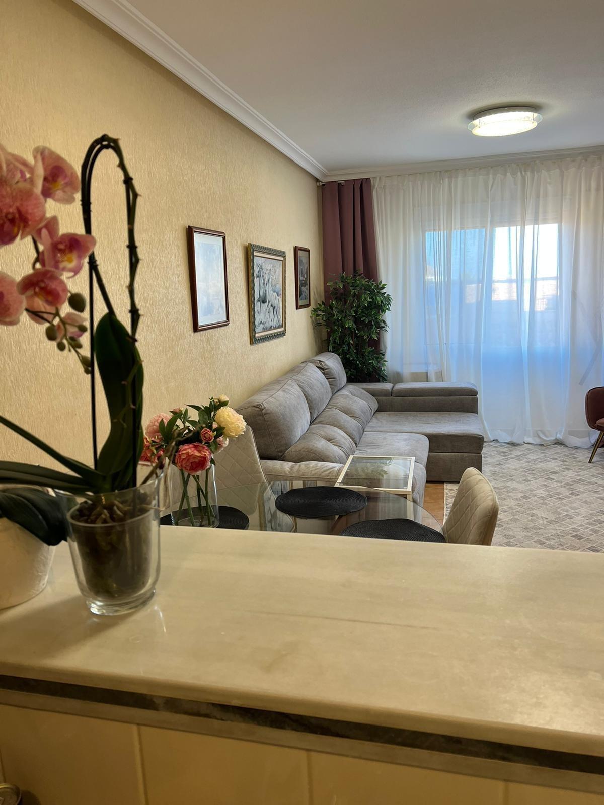 2 Bed, 1 Bath, ApartmentFor Sale, Torrevieja, Alicante