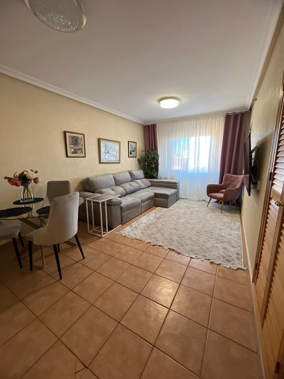 2 Bed, 1 Bath, ApartmentFor Sale, Torrevieja, Alicante