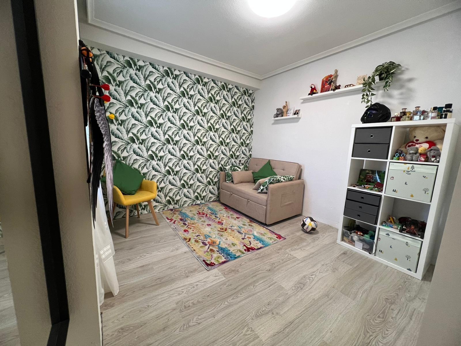 2 Bed, 1 Bath, ApartmentFor Sale, Torrevieja, Alicante