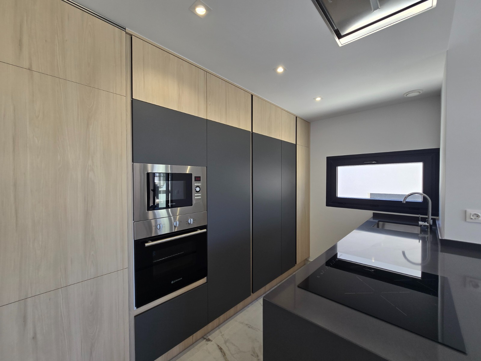 2 Bed, 2 Bath, ApartmentFor Sale, Orihuela Costa, Alicante