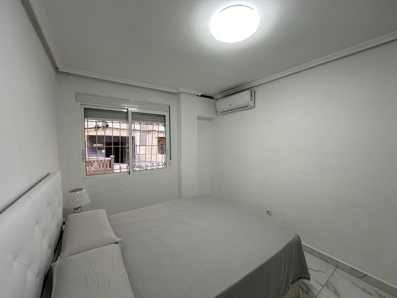 2 Bed, 2 Bath, ApartmentFor Sale, Torrevieja, Alicante