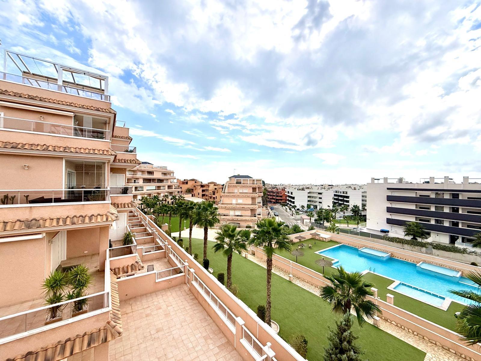 3 Bed, 2 Bath, ApartmentFor Sale, Orihuela Costa, Alicante