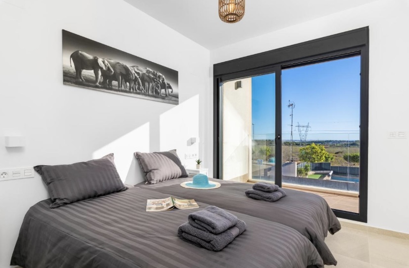 3 Bed, 3 Bath, HouseFor Sale, San Miguel de Salinas, Alicante