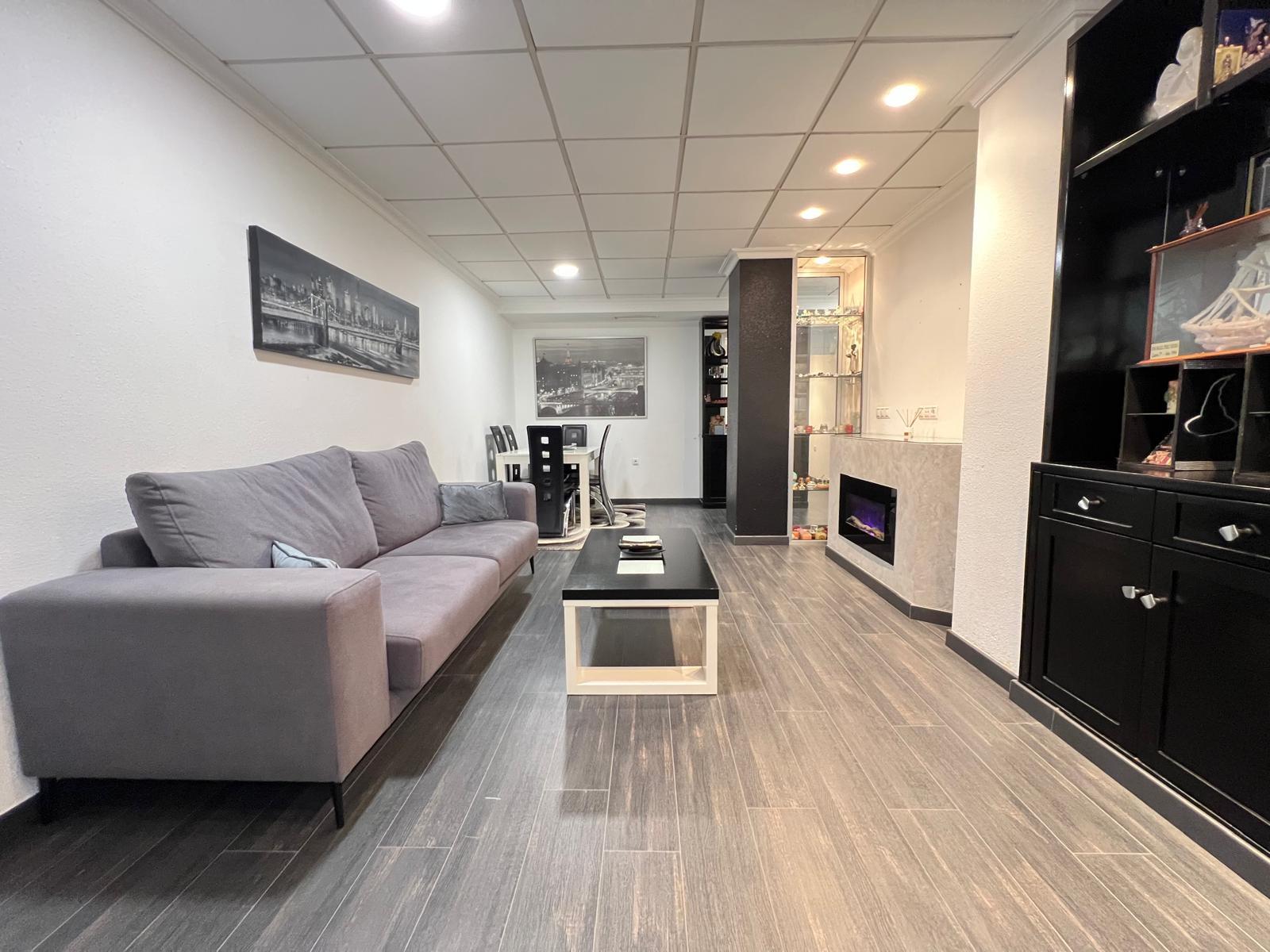 2 Bed, 1 Bath, ApartmentFor Sale, Torrevieja, Alicante