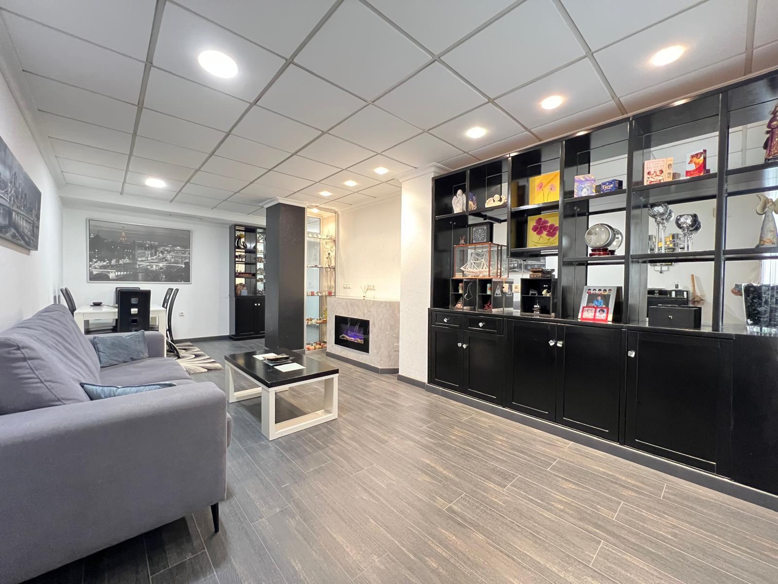 2 Bed, 1 Bath, ApartmentFor Sale, Torrevieja, Alicante