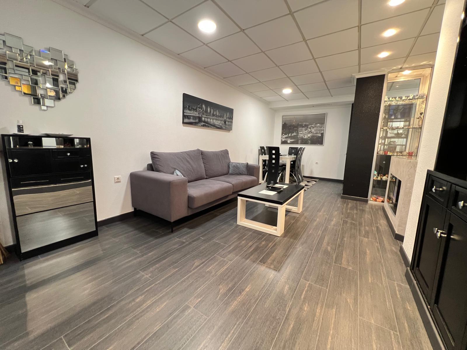 2 Bed, 1 Bath, ApartmentFor Sale, Torrevieja, Alicante