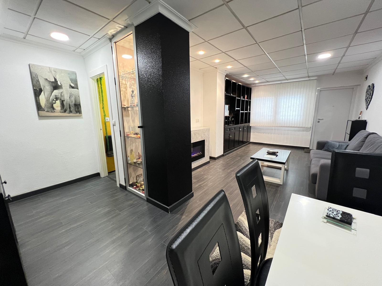 2 Bed, 1 Bath, ApartmentFor Sale, Torrevieja, Alicante