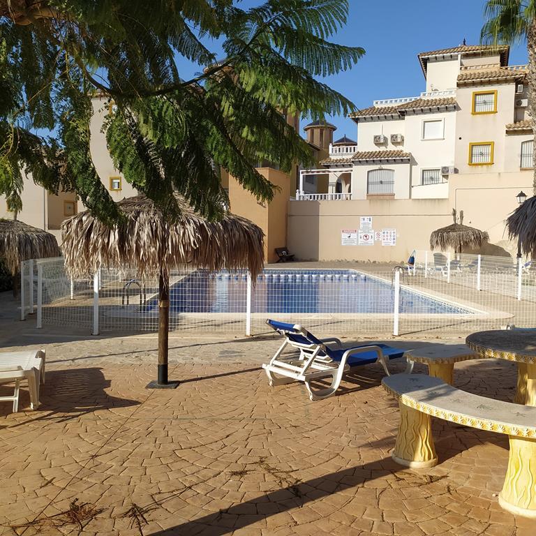 2 Bed, 1 Bath, ApartmentFor Sale, Orihuela Costa, Alicante 2 Bed, 1 Bath, ApartmentFor Sale, Orihuela Costa, Alicante