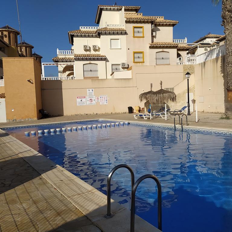 2 Bed, 1 Bath, ApartmentFor Sale, Orihuela Costa, Alicante