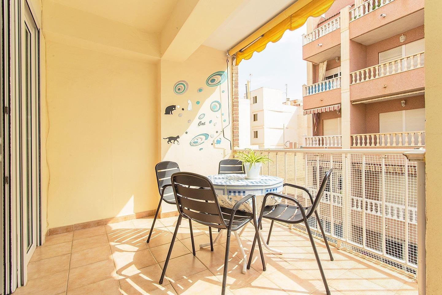 3 Bed, 2 Bath, ApartmentFor Sale, Torrevieja, Alicante