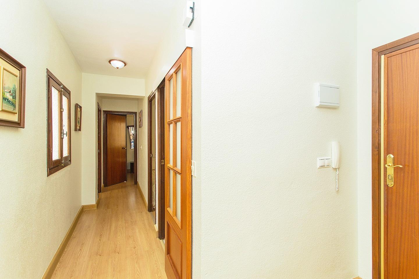 3 Bed, 2 Bath, ApartmentFor Sale, Torrevieja, Alicante