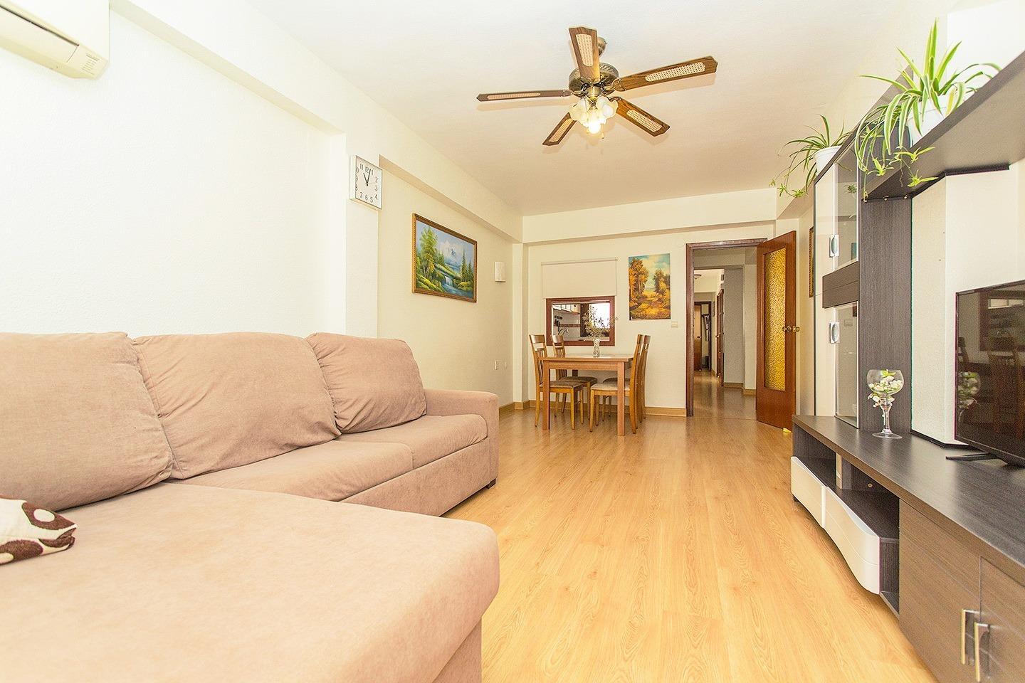 3 Bed, 2 Bath, ApartmentFor Sale, Torrevieja, Alicante