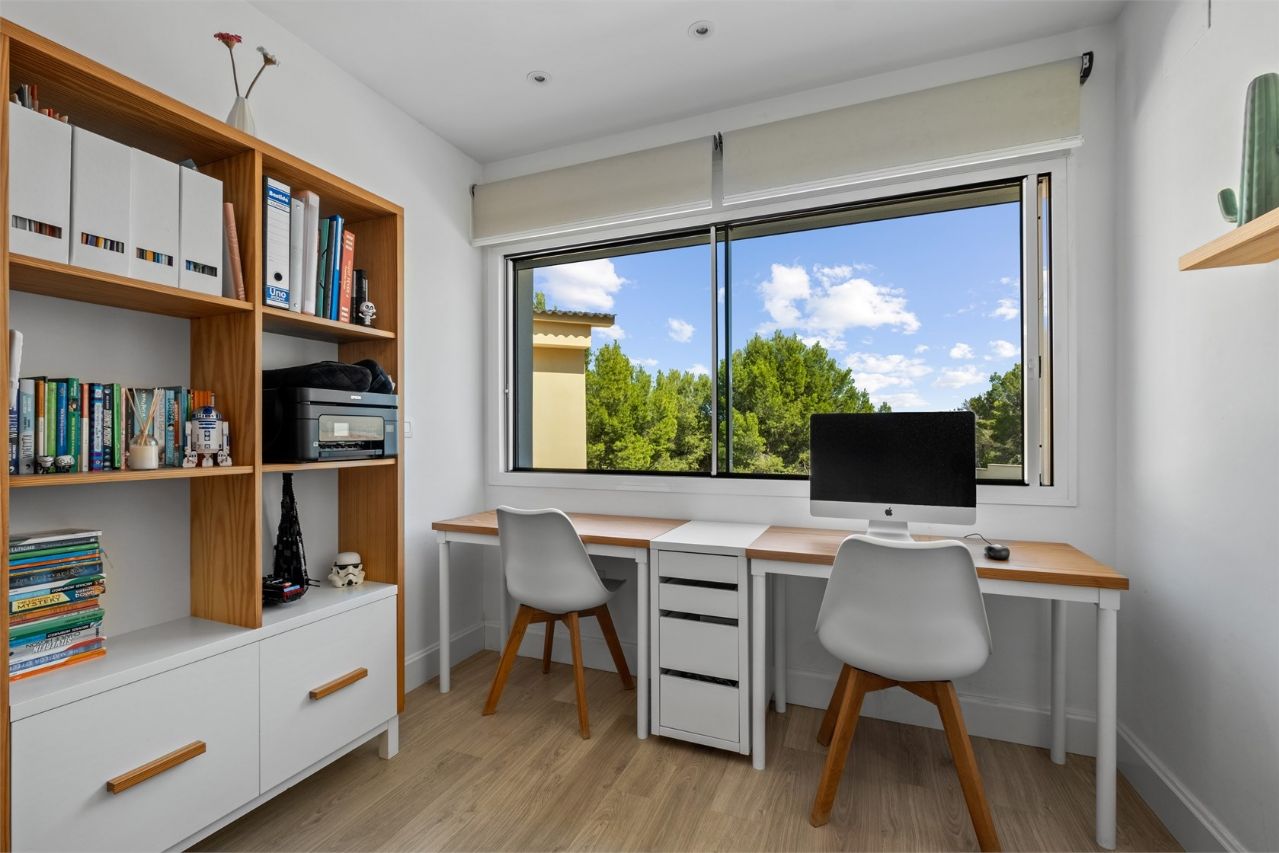 4 Bed, 2 Bath, HouseFor Sale, Alfas del Pi, Alicante